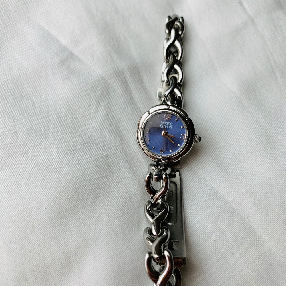 Lady watch